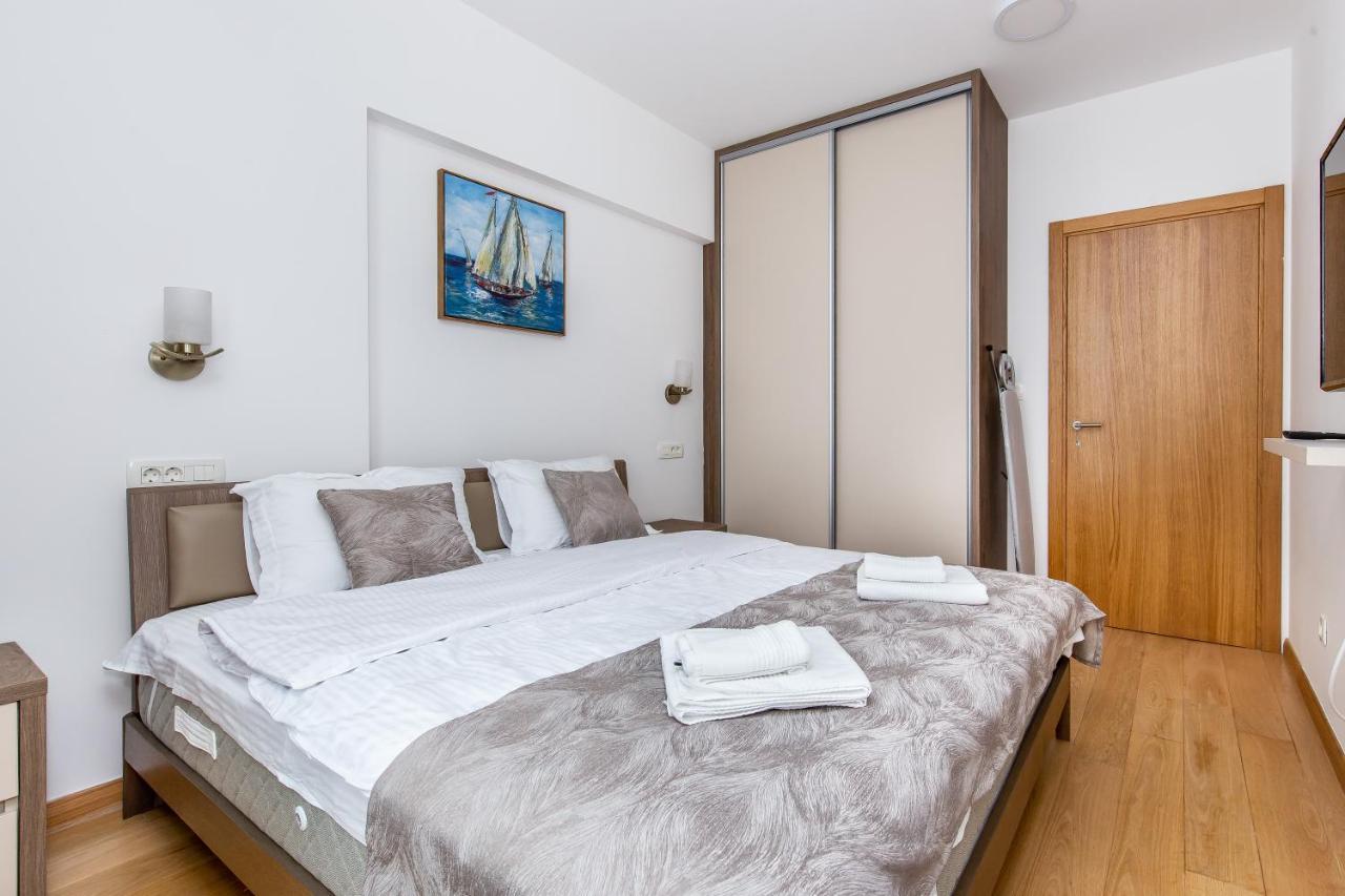 Apartments Lora In Apart-Hotel Budva Buitenkant foto
