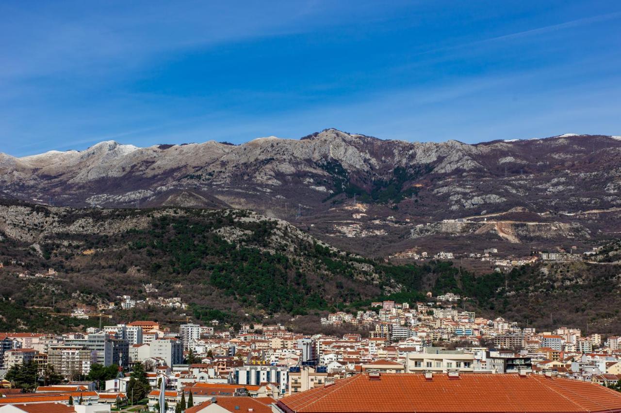 Apartments Lora In Apart-Hotel Budva Buitenkant foto