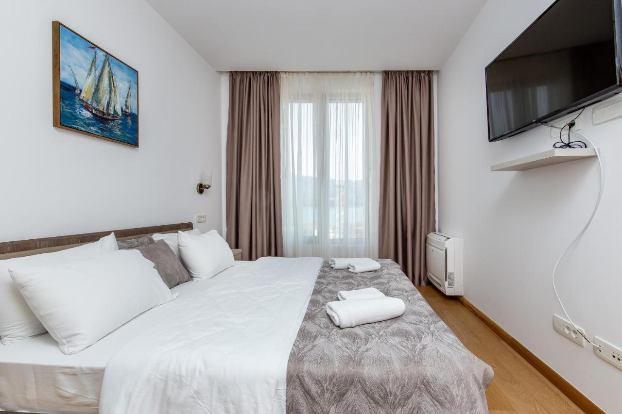 Apartments Lora In Apart-Hotel Budva Buitenkant foto