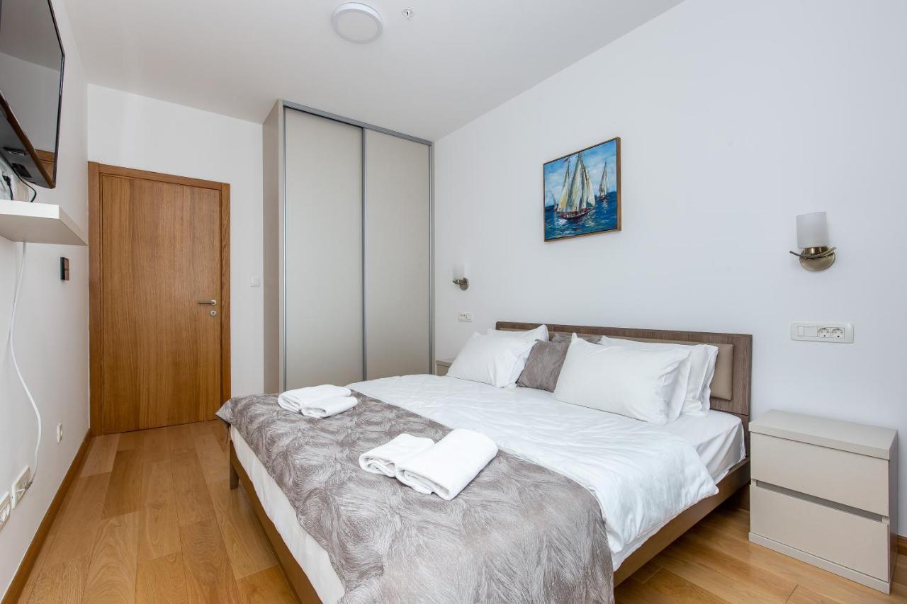Apartments Lora In Apart-Hotel Budva Buitenkant foto